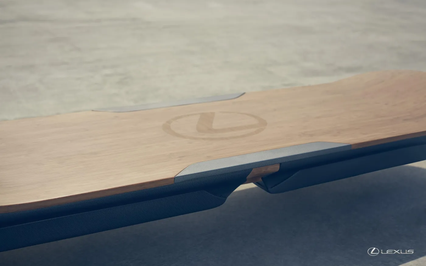 8057812-lexus-hoverboard.jpg