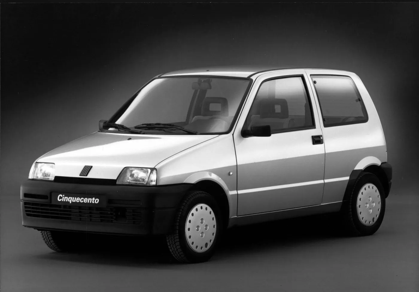 8189609-fiat-cinquecento.jpg