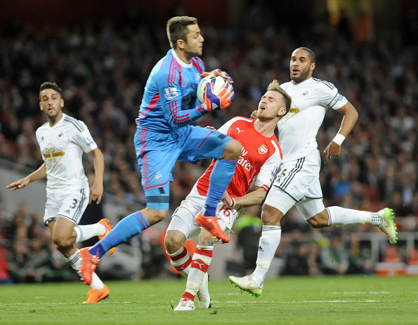 Liga angielska: Fabiański bohaterem meczu z Arsenalem. WIDEO