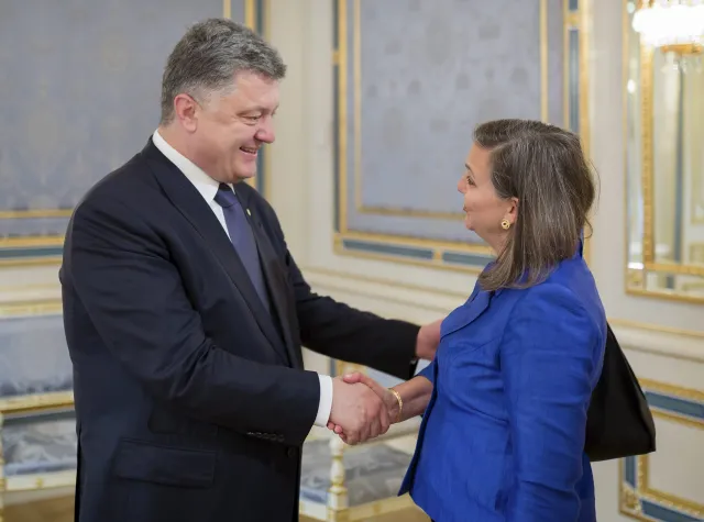 Poroszenko oddał hołd pomordowanym przez NKWD. "Nie dopuścimy do nowego ludobójstwa"