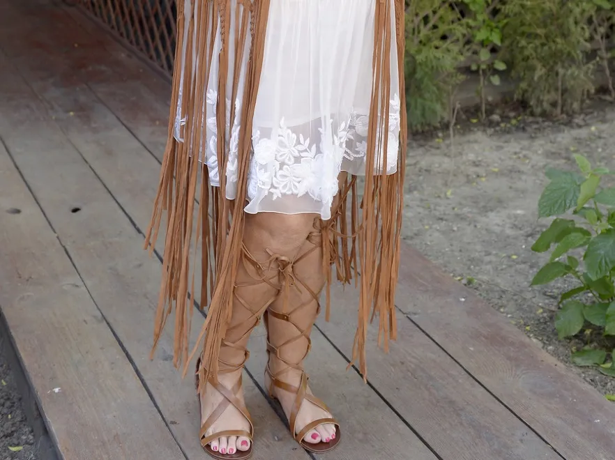 Nogi tego nie zniosły! Maryla Rodowicz w stylizacji à la Pocahontas