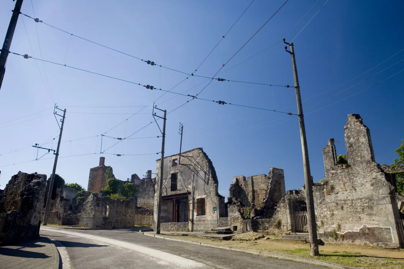 7869154-oradour-sur-glane.jpg