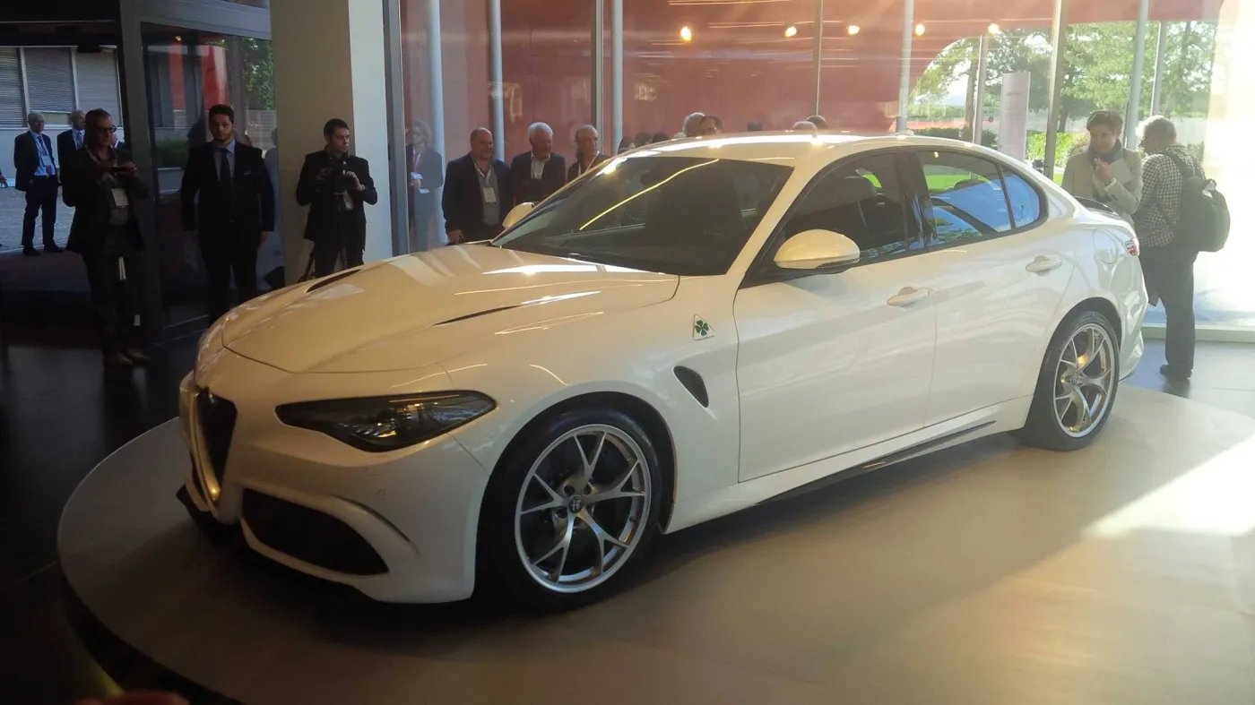 7910057-alfa-romeo-giulia.jpg