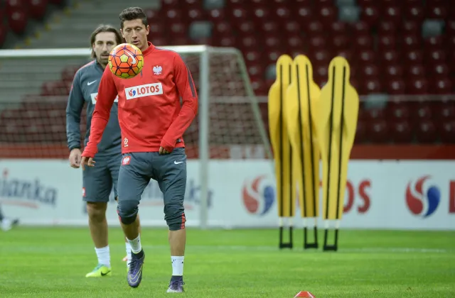 Robert Lewandowski otwiera listę życzeń Realu Madryt. Polak ma być nową gwiazdą "Królewskich". WIDEO