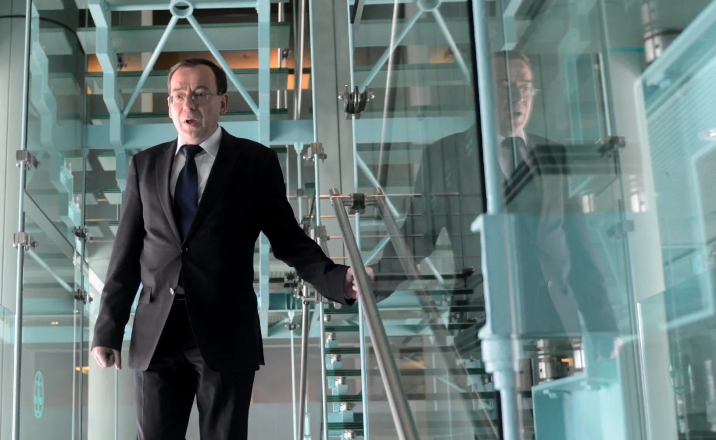 Ułaskawienie nie wystarczy Kamińskiemu, by mieć dostęp do tajnych informacji?