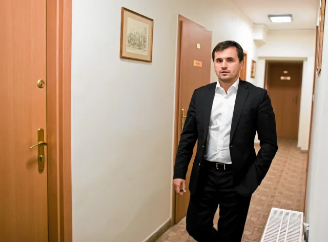 30 tysięcy złotych za noclegi Dubienieckiego i 2 miliony za salę kinową. Wydatki kancelarii Lecha Kaczyńskiego