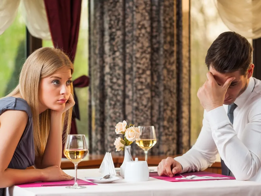 Czy randki online mogą przerodzić się w udany związek? Liczby mówią same za siebie...