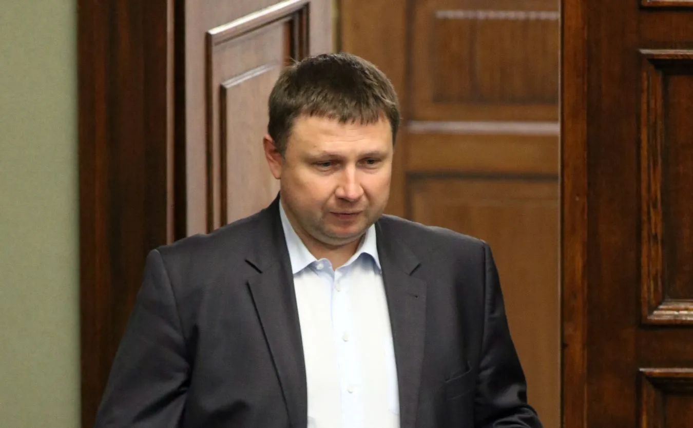 Poseł PO o Waszczykowskim: Jeśli musi się tłumaczyć, to nie najlepiej świadczy o jego profesjonalizmie