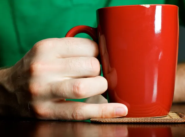 Skuteczne nawadnianie organizmu - czy herbata może być pomocna?