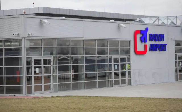 Sen o lotnisku, czyli każdy kraj ma swój Radom