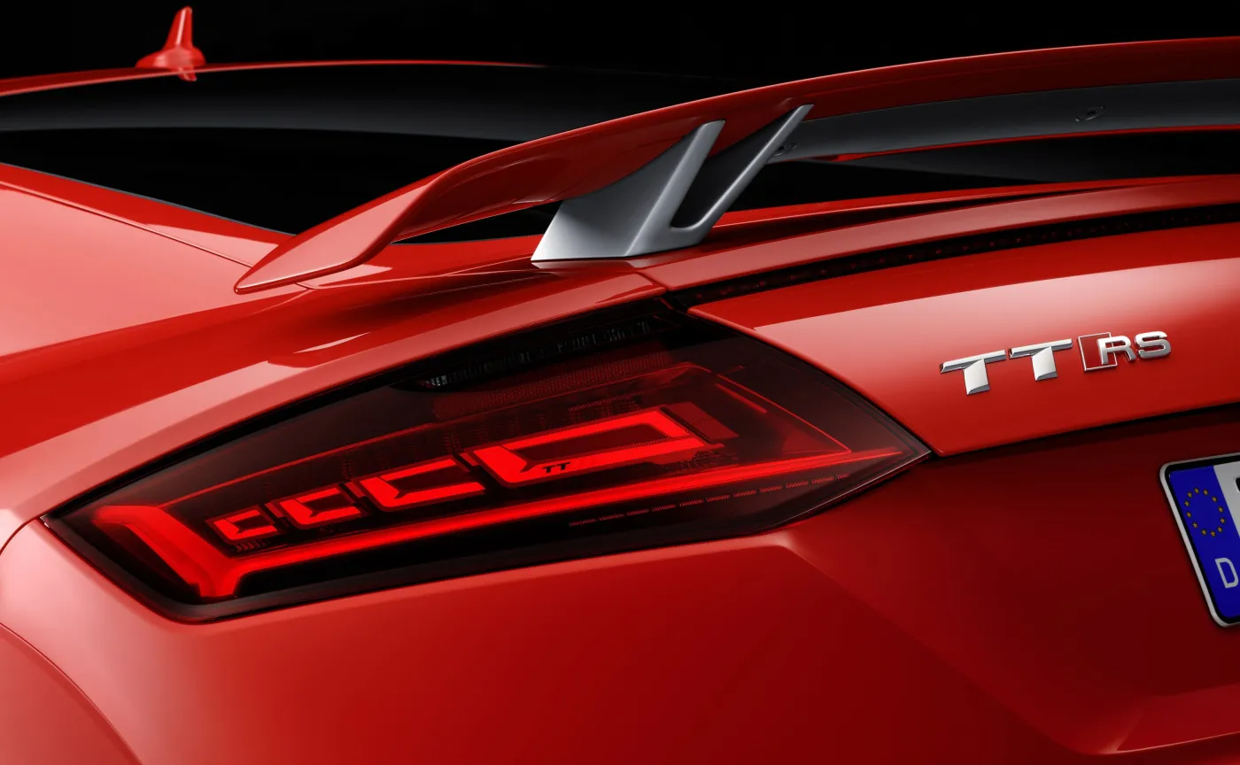 8975781-audi-tt-rs-coupe.jpg