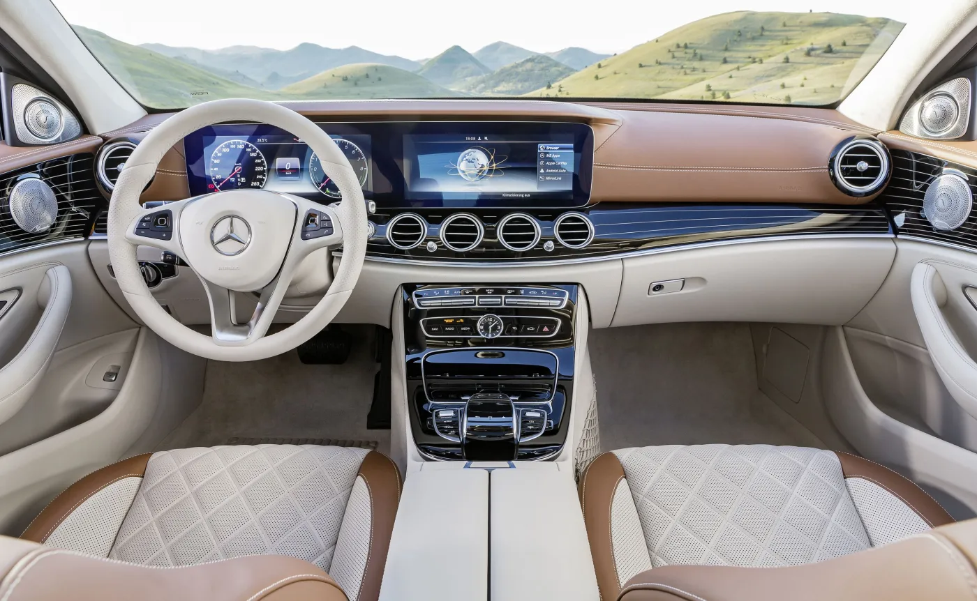 8622915-mercedes-klasy-e.jpg