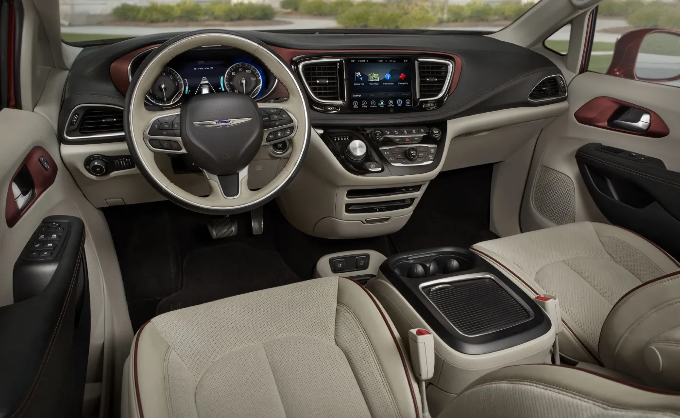 8623634-chrysler-pacifica.jpg