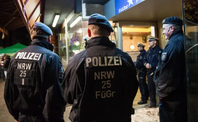 13-latka z Berlina zgwałcona przez imigrantów - burza po incydencie, którego... nie było?