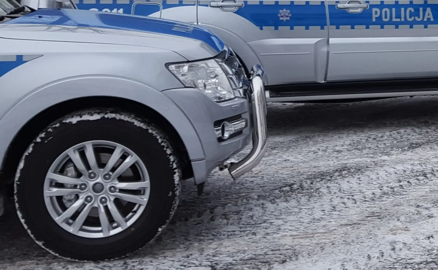 Oto nowe radiowozy policji prosto z Japonii. Nie wyprowadzisz ich nawet w pole. ZDJĘCIA