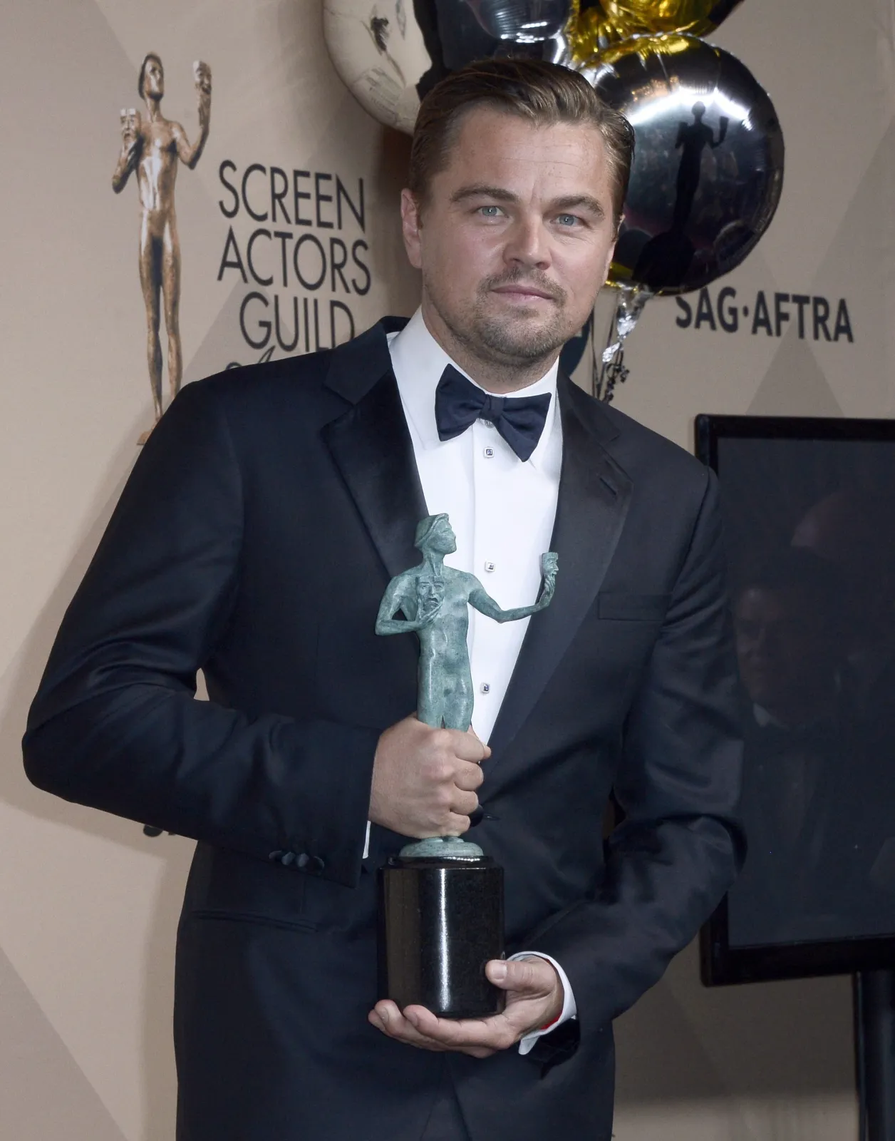 8689753-leonardo-dicaprio.jpg