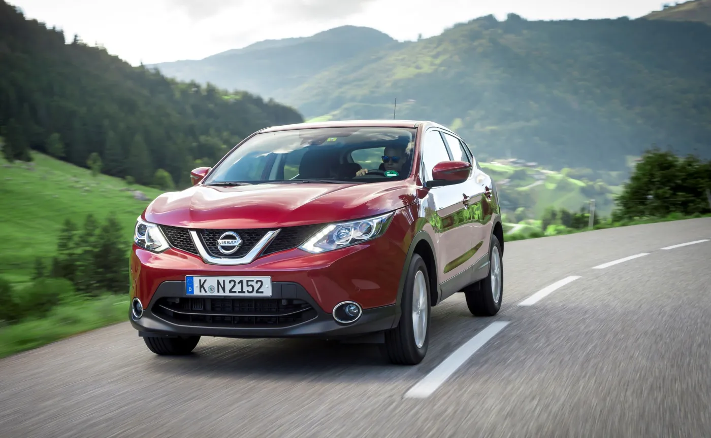 8698485-nissan-qashqai-1.jpg