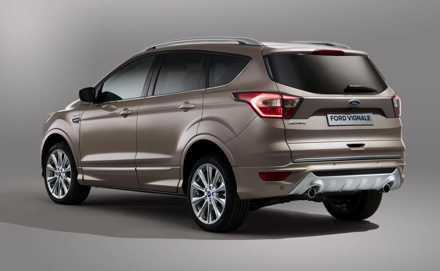 9259721-ford-kuga-vignale.jpg