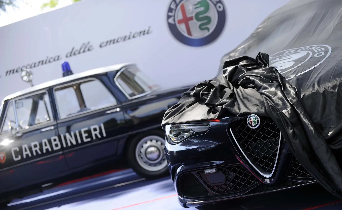 9027886-alfa-romeo-giulia.jpg