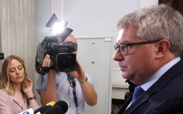 Czarnecki: Sankcje dla Polski to mission impossible