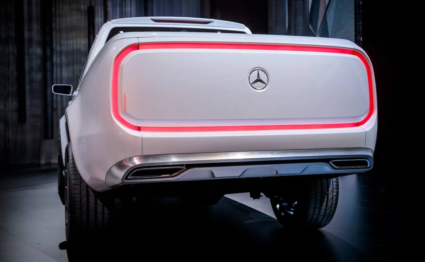 9563051-mercedes-klasy-x.jpg