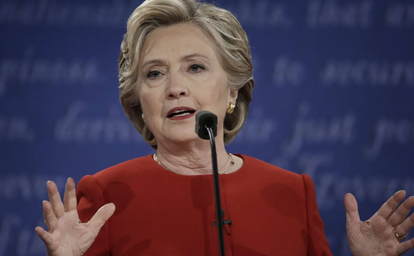 FBI wznawia śledztwo ws. maili Clinton