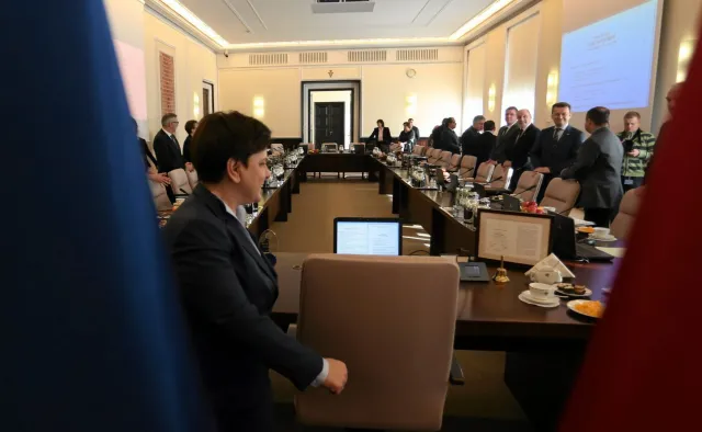 Czy rząd PiS jest lepszy od poprzedniego gabinetu PO-PSL? Nowy SONDAŻ