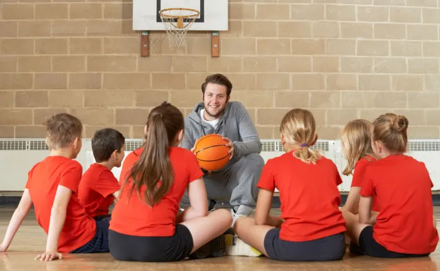 Ministerstwo na wojnie ze zwolnieniami z WF. Jest nowy pomysł rządu