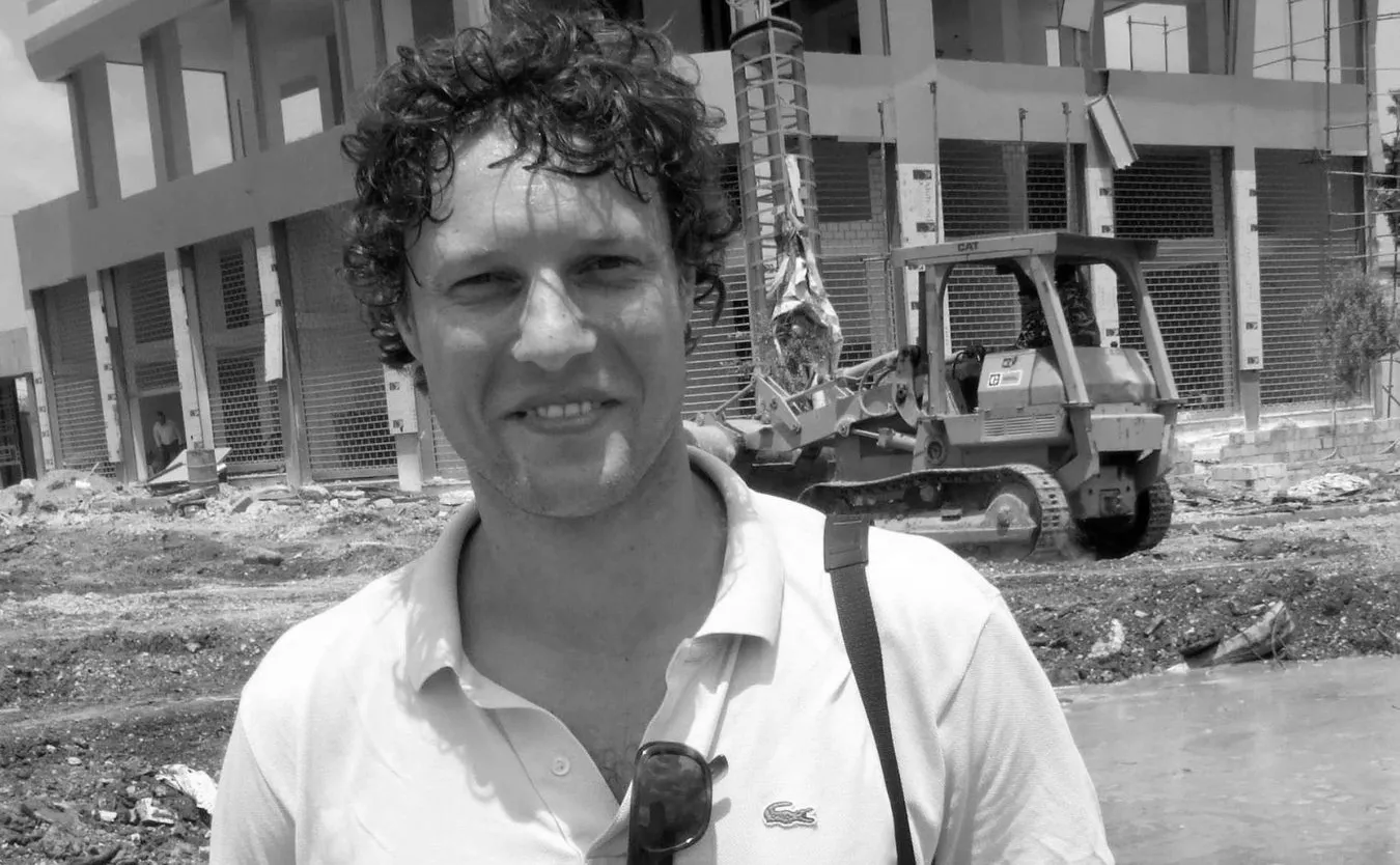 Holenderski fotoreporter zastrzelony w Libii przez snajpera IS