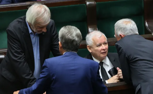 Prezes PiS mówi o "wielkiej fali propagandy". "Jest skierowana przeciwko naszym planom"