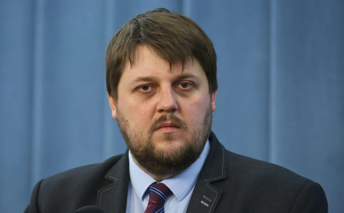 Poseł Kukiz'15 ostro do zwolenników CETA: Wspieranie tej umowy to zdrada stanu