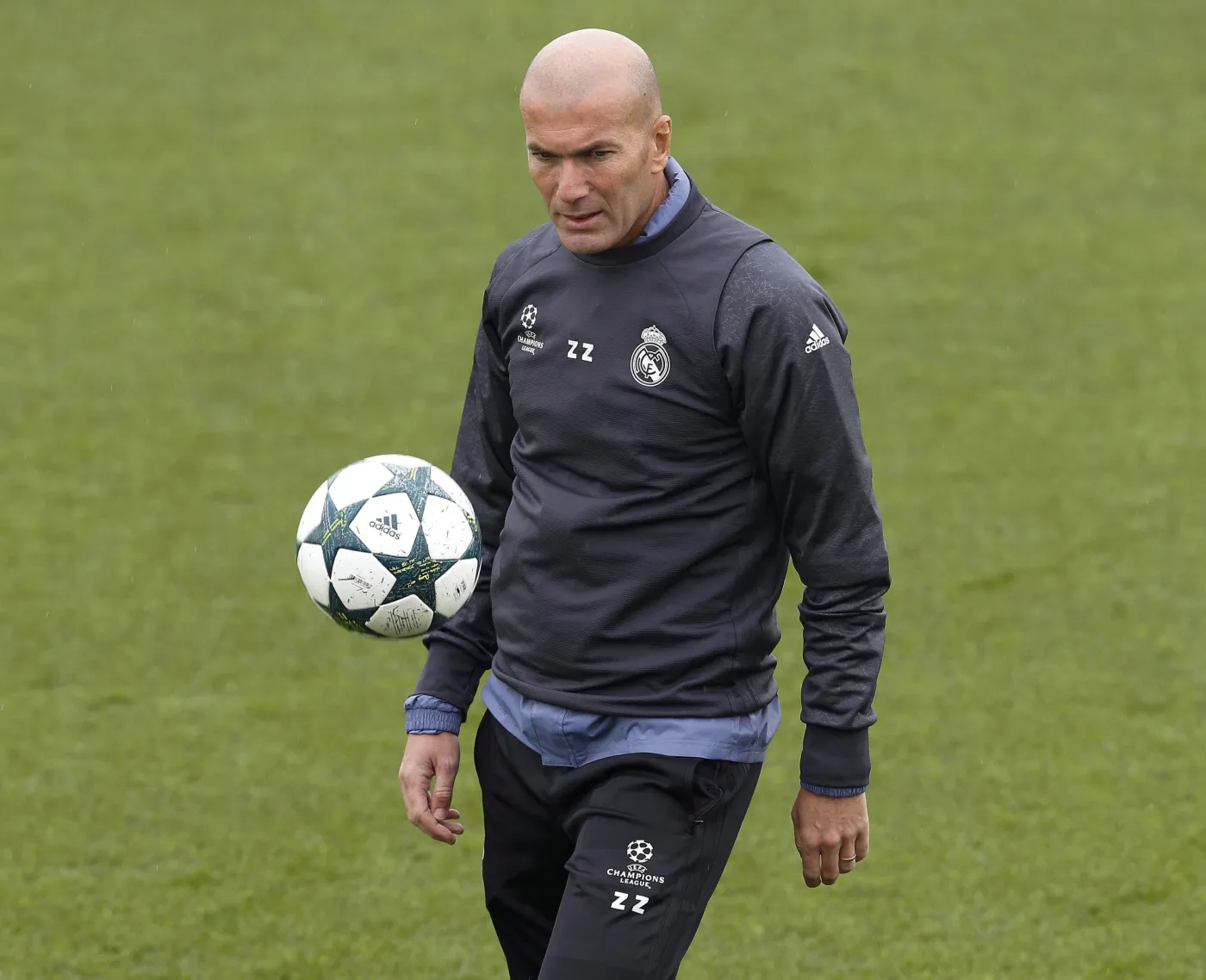 Dyplomatyczny Zidane przed meczem Realu z Legią: Gramy w tych samych rozgrywkach, więc jesteśmy na tym samym poziomie