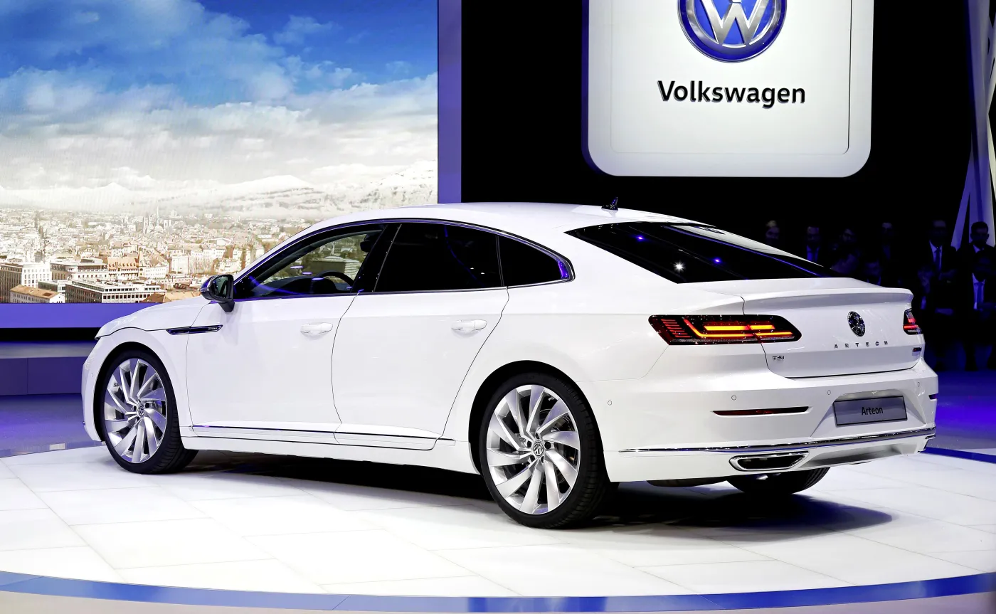 9969401-volkswagen-arteon.jpg