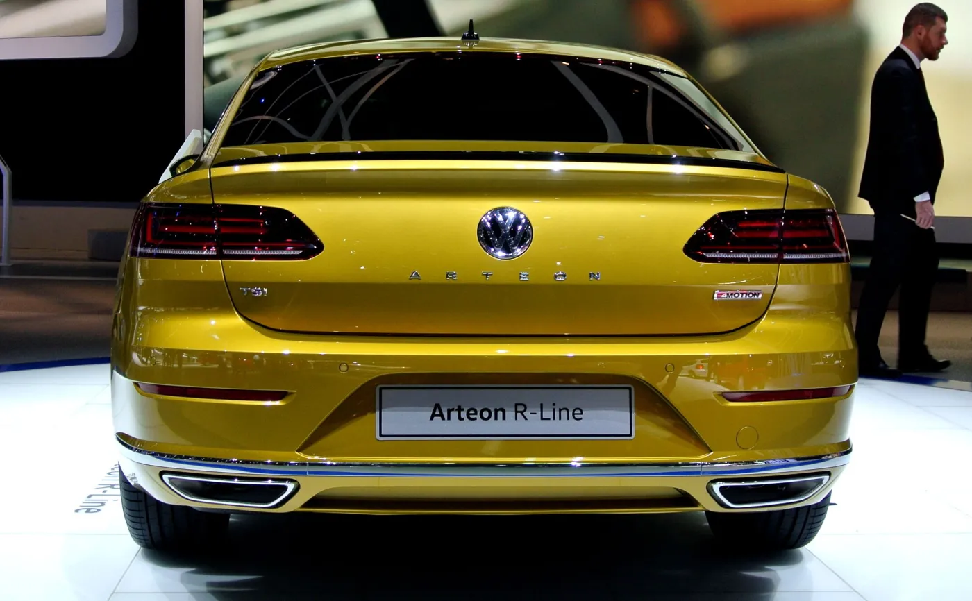 9969017-volkswagen-arteon.jpg