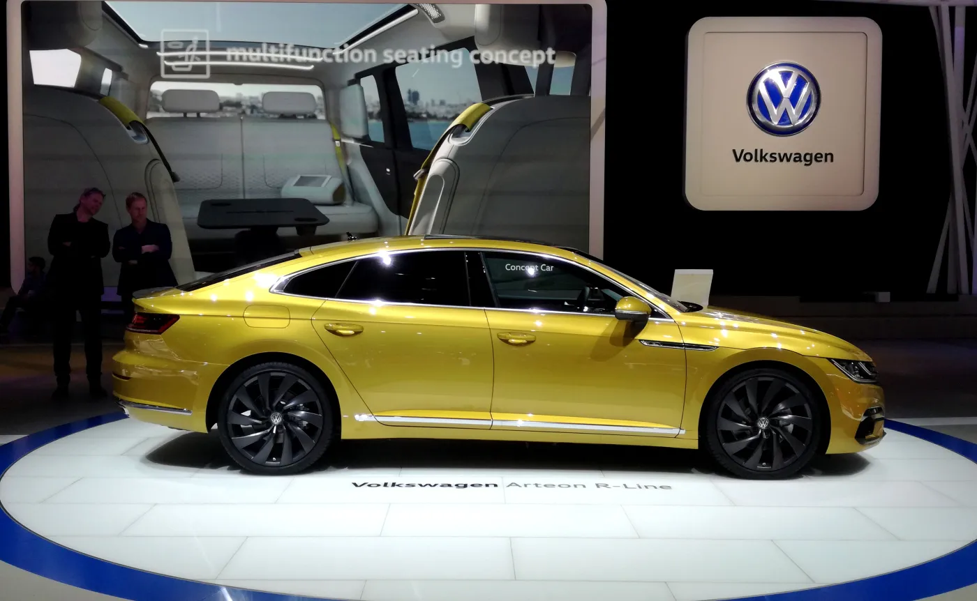 9969209-volkswagen-arteon.jpg