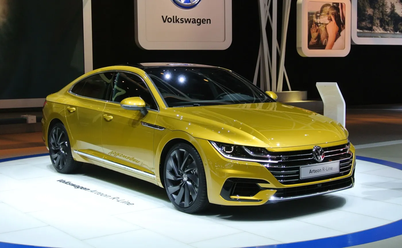 9969369-volkswagen-arteon.jpg