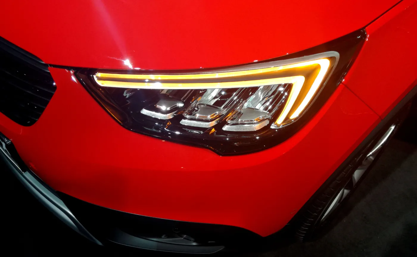 9980281-opel-crossland-x.jpg