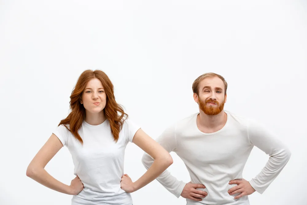 Dlaczego szukamy przeciwieństw, a później upodabniamy się do partnerów? Oto odpowiedź!