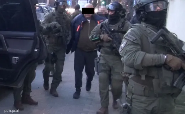 Proces oszusta Arkadiusza Ł. ps. "Hoss" odroczony do 19 maja. W sądzie nie było ani oskarżonego, ani prokuratora