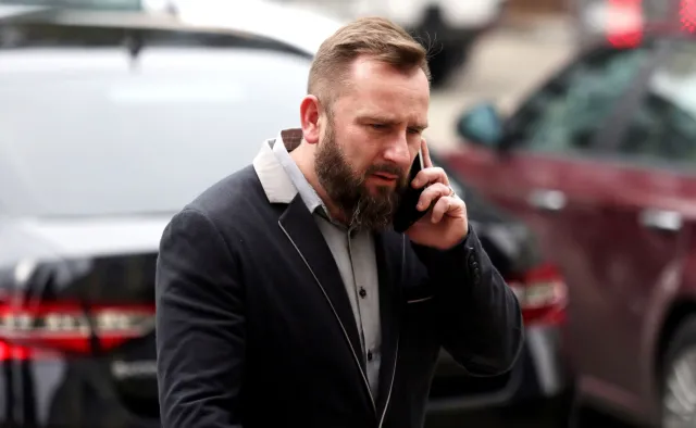 Cicha wojna Liroya z Kukizem. Popularny poseł rozbije klub?