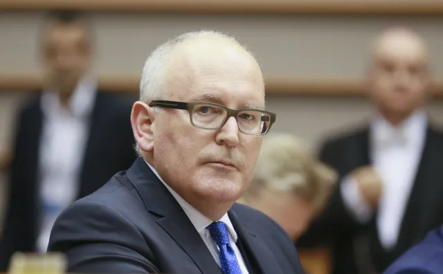 Europoseł PiS o wywiadzie Timmermansa: Na razie to tylko akty słowne, próba wywierania nacisku