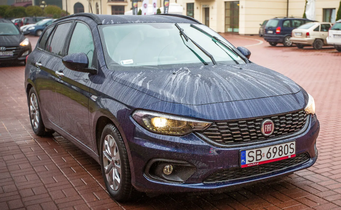 9634264-fiat-tipo-kombi.jpg