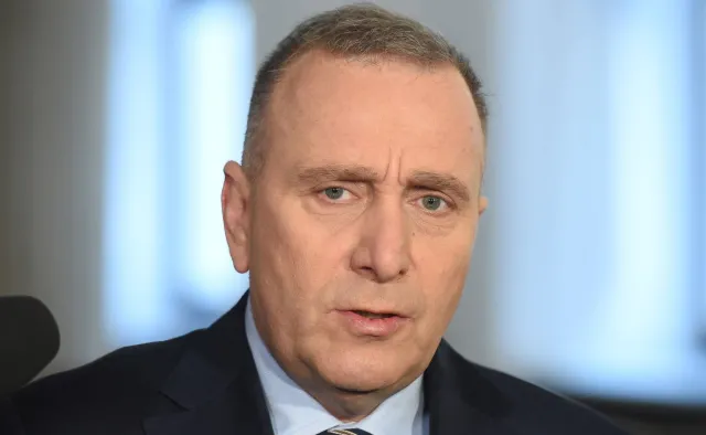 Schetyna: Pamiętam jak bracia Kaczyńscy promowali Lecha Wałęsę...