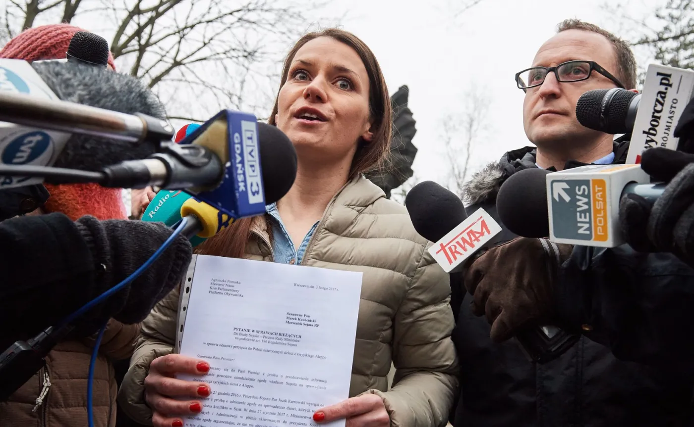 Polityczna awantura o "10 sierot z Syrii". Rząd dementuje, PO żąda wyjaśnień