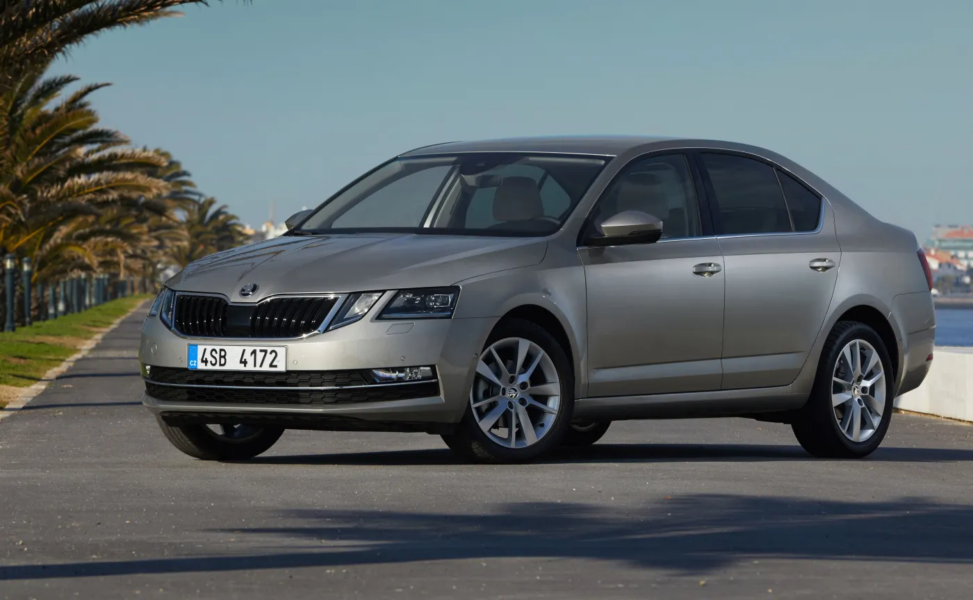 9927704-skoda-octavia-1.jpg