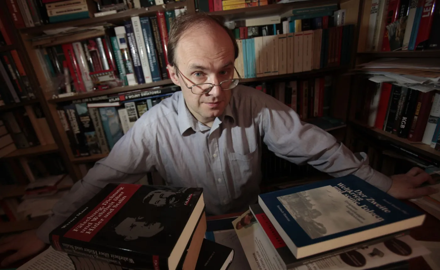 Prof. Stanisław Żerko: Brak symetrii win w pojednaniu polsko-niemieckim