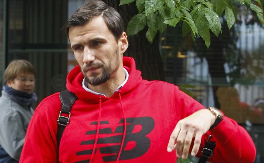 Jarosław Bieniuk nie pojawił się na premierze książki o Annie Przybylskiej. "Jest dla mnie za wcześnie"