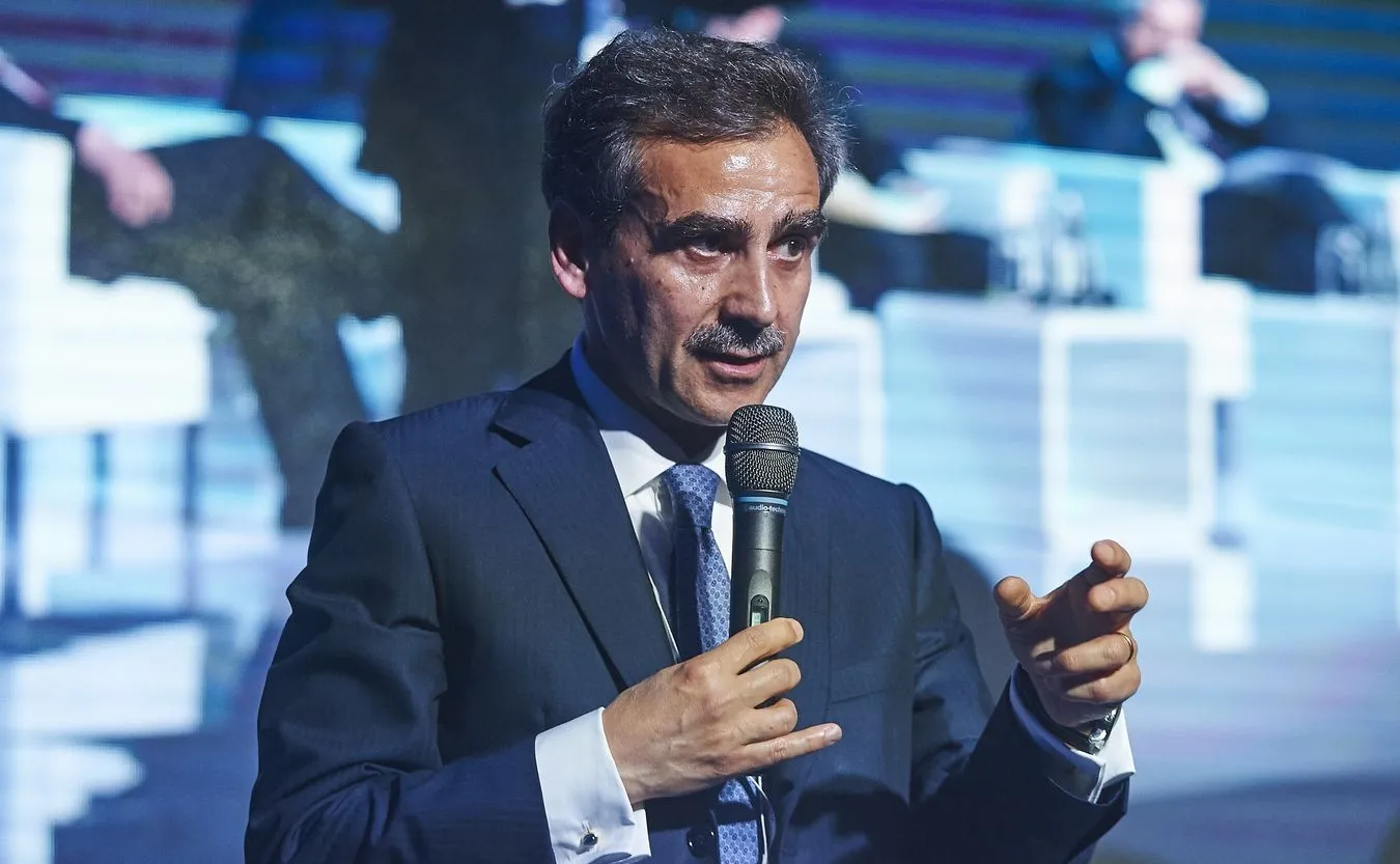 Luigi Lovaglio odwołany z funkcji prezesa banku Pekao. Michał Krupiński po uzyskaniu zgody KNF zajmie jego miejsce