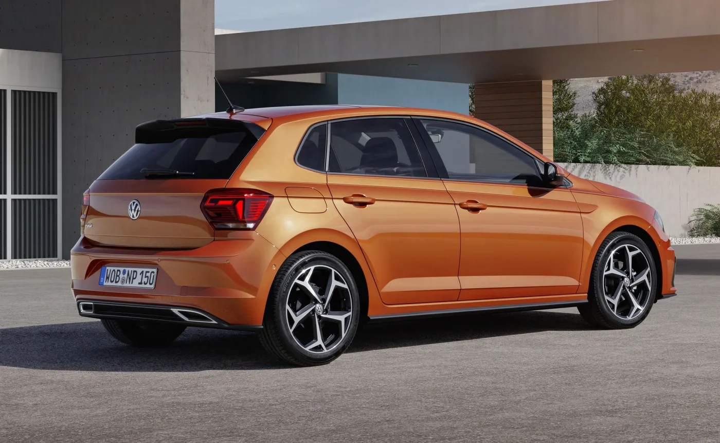 10244040-volkswagen-polo.jpg