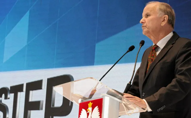 Prof. Kołodko: Nie widzę żadnego sukcesu w tym, że Trump przyjechał do Polski i przeczytał to, co mu napisali